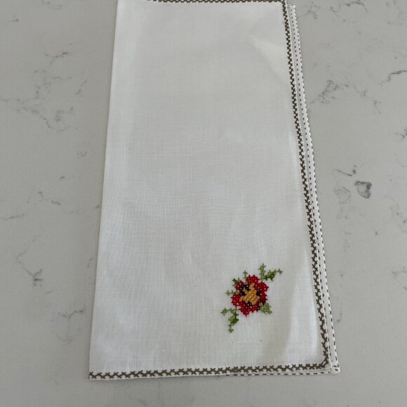 Hand Crafted Set of Six 10" Napkins Cross Stitch Floral Print Cream Green Sz OS - Picture 5 of 7
